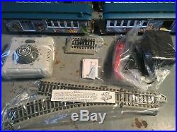 0n30 (ho track) scale Disney Christmas train set, complete by Bachman