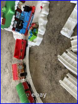 2011 Thomas The Train Christmas Delivery Trackmaster Fisher Price Near Complete