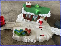 2011 Thomas The Train Christmas Delivery Trackmaster Fisher Price Near Complete