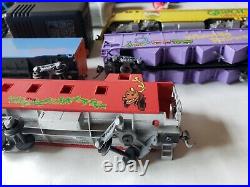 BACHMANN-'HOW THE GRINCH STOLE CHRISTMAS' WHOVILLE SPECIAL TRAIN HO SCALE Read