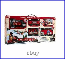 BNIB Dsiney Store Disneyland Paris Electric Christmas Train Set, 30 pieces, 2020