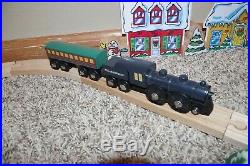 BRIO Polar Express Wooden Train Set Engine Passenger Car Snowman Christmas 32501