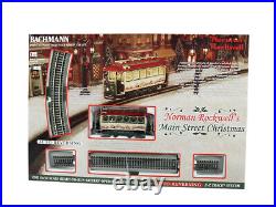 Bachmann 25100 On30 Norman Rockwell's Main Street Christmas Train Set