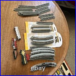 Bachmann Christmas Express & Spirit Of Christmas N Scale Train Lot EZ Track