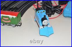 Bachmann HO Scale THOMAS' CHRISTMAS EXPRESS Toy Train Set Thomas & Friends