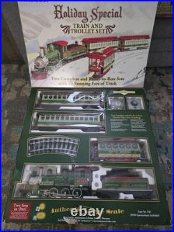Bachmann Holiday Special Train and Trolley Set 90054 Works (Read)