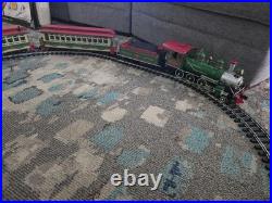 Bachmann Holiday Special Train and Trolley Set 90054 Works (Read)