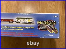 Bachmann N Scale Train Set Yuletide Special Holidays #24011 1 car broken