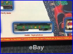 Bachmann N scale White Christmas Express Holiday Oval Electric Train Set #24016
