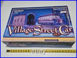 Bachmann On30 HO Christmas Village Train Street Car Set #25009 Tested EX