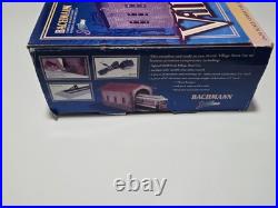 Bachmann On30 HO Christmas Village Train Street Car Set #25009 Tested EX