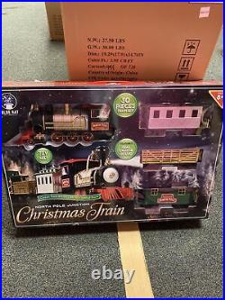 Blue Hat North Pole Junction Christmas Train 30 Piece Set NEW IN BOX