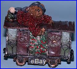 Boyds Bears 9 pc. Train set Casey engineer, coalcar, Boxcar, Caboose, asst cars
