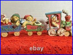 Christmas Train Set Engine Caboose Santa Mail Toy 7 Cars Set Cherished Teddies