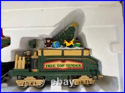 Complete NEW BRIGHT MODEL 380 HOLIDAY EXPRESS ANIMATED TRAIN SET Christmas Santa