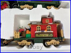 Complete NEW BRIGHT MODEL 380 HOLIDAY EXPRESS ANIMATED TRAIN SET Christmas Santa