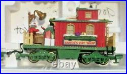 DILLARD'S TRIMMINGS Animated CHRISTMAS TRAIN Set By NEW BRIGHT #384 G Scale