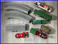 DISNEY Mickey's Holiday to Remember Christmas LionChief Train Set 6-83964