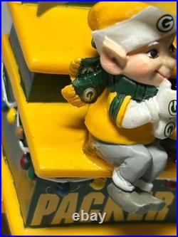 Danbury Mint Christmas Express 6 Piece Holiday Train Set Green Bay Packers 2001
