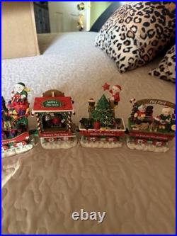 Danbury Mint Pug Christmas Express 6 Piece Train Set 2004