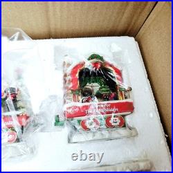 Danbury Mint Pug Christmas Holiday Rail Train Set Figurine 6 Piece Mint in Box
