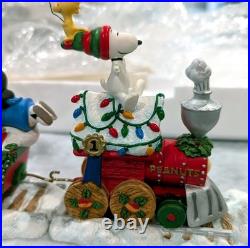 Danbury Mint Vintage 5Pc Peanuts Snoopy Christmas Train Set Excellent Condition