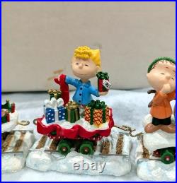 Danbury Mint Vintage 5Pc Peanuts Snoopy Christmas Train Set Excellent Condition