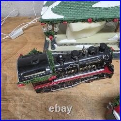 Dept 56 Home For The Holidays Express TRAIN STATION Snow Village Musical Lights