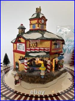 Dept 56 North Pole Series North Star Commuter Train Station #56782 Complete Set