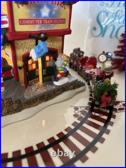 Dept 56 North Pole Series North Star Commuter Train Station #56782 Complete Set