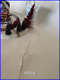 Dept 56 North Pole Series North Star Commuter Train Station #56782 Complete Set