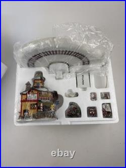 Dept 56 North Pole Series North Star Commuter Train Station #56782 Complete Set