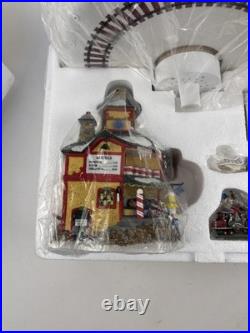 Dept 56 North Pole Series North Star Commuter Train Station #56782 Complete Set