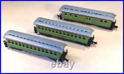 Dickens Railroad 3-Car Train Set In HO Scale from Model Power