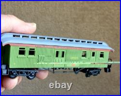 Dickens Railroad 3-Car Train Set In HO Scale from Model Power