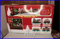 Disney Mickey Mouse Holiday Express Christmas 36 PC Train Set Series 3 Ages 8+