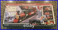 Disney Parks 30 Piece Mickey & Friends Christmas Train Set Complete Excellent