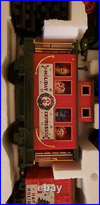 Disney Parks Christmas Holiday Train Set Mickey & Friends 30 Pc