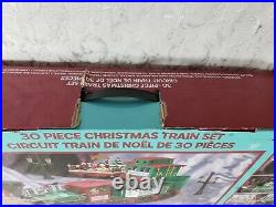 Disney Parks Christmas Train Set 2020 Mickey and Friends Holiday Express 30pcs