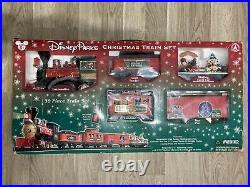 Disney Parks Christmas Train Set 30 Pieces Mickey Holiday Express Tested Works