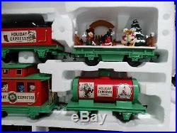 Disney Parks Exclusive Holiday 2019 Christmas Train Set 30 piece- NEVER USED