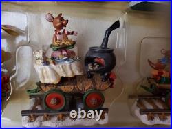 Disney Winnie the Pooh Christmas Train Set In Original Box VTG NEW Danbury Mint