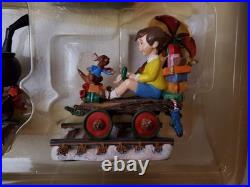 Disney Winnie the Pooh Christmas Train Set In Original Box VTG NEW Danbury Mint