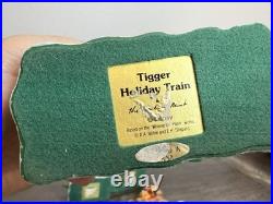 Disney Winnie the Pooh Christmas Train The Danbury Mint Complete 6 Piece