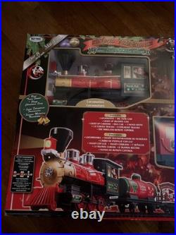 EZTEC G-Gauge North Pole Express Remote Control Animated Christmas Train Set-NEW