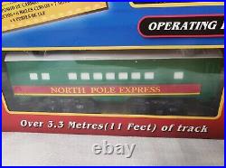 EzTec 29 Piece North Pole Express Christmas Train Set Battery Operated Toy NEW