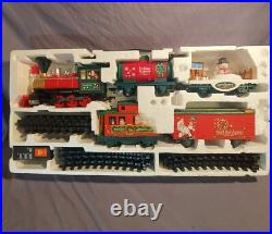 Ez-Tec North Pole Express Christmas Train Set Snowman Car
