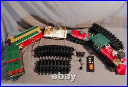 Ez-Tec North Pole Express Christmas Train Set Snowman Car