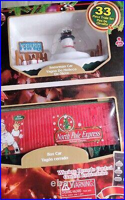 Eztec 33 Piece Christmas North Pole Express Musical Train Set New Sealed