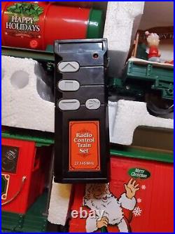 Eztec North Pole Express 33 Piece Christmas Train Set Wireless Remote
